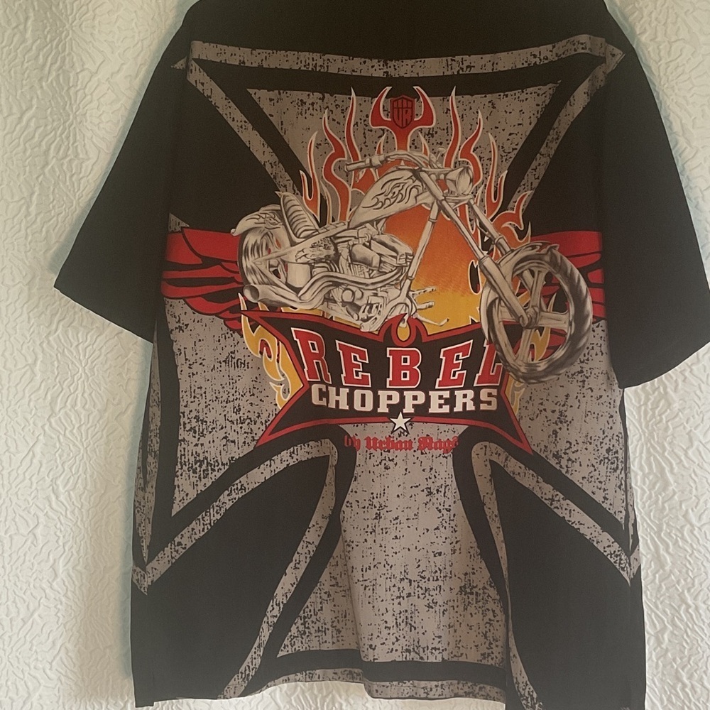 Vintage black Graphic button down shirt